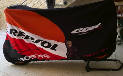 Pourquoi faire une housse personnalisée pour ma moto